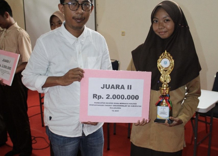 Khalisah Thitania Putri, Runner Up Lomba Resensi Buku Tingkat SMA se Kabupaten Bulukumba