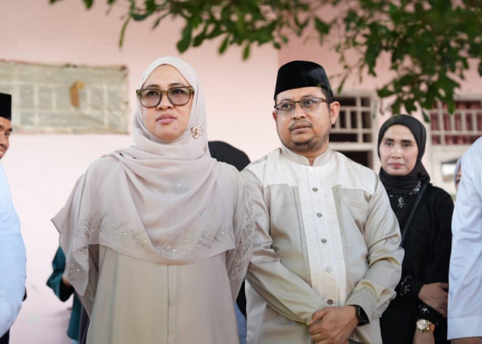 Momen Idul Adha, Bupati Husniah Bagikan Hewan Kurban untuk Kelompok Rentan