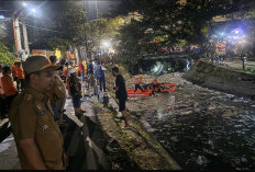 Instruksi Wali Kota, Sinergi Kecamatan Panakkukang dan BPBD Bersihkan Sampah di Kanal Karuwisi