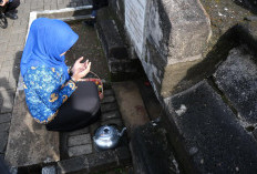 Ziarah Makam Pahlawan Warnai Momentum Harkitnas, Bupati Talenrang Ajak Jaga Persatuan
