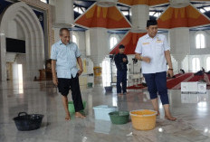 Masjid 99 Kubah Direhab Rp4,5 Miliar, Dewan Hanya Temukan Baskom Berjejer Tampung Air Bocor