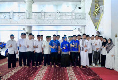 Bupati Kukuhkan Pengurus Baru Masjid Agung Syekh Yusuf, Dinakhodai Bekas Sekda