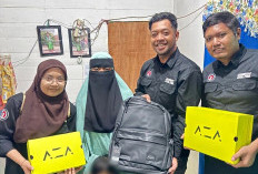 AZA x Disway Grup Kirim Sepatu dan Tas untuk Keluarga Almarhum Mandala