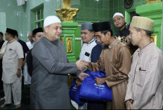 Lewat Safari Subuh, Wali Kota Makassar Sapa Warga dan Apresiasi Pengurus Masjid