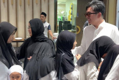 Politikus PSI Rezki  Mulfiati Lutfi Gelar Berbagi Kebahagiaan dengan Anak Yatim di Penghujung Ramadan 