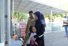 Wali Kota Makassar Antar Putri Bungsunya di Hari Pertama Sekolah dan Pantau MPLS di SD-SMP