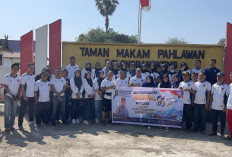 Bukan Sekadar Seremonial, Dishub Takalar Bersihkan Makam Pahlawan di Harhubnas
