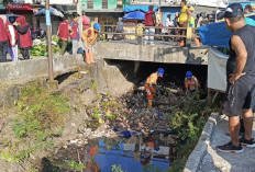 Gowes Pantau Jumat Bersih, Appi Tuntaskan Aduan Sampah dan Pohon Tumbang di Kanal