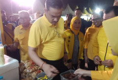 Menteri UMKM Apresiasi Produk Lokal yang Dipamerkan Golkar Sinjai 