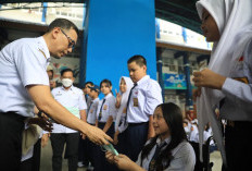 Sekda Makassar Siapkan Langkah Antisipasi Pencemaran Udara, Masker Dibagikan ke Sekolah