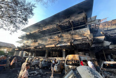 Lelang Material Gedung DPRD Makassar Terjual Rp1,05 Miliar, Pembongkaran Segera Dilakukan