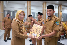 238 Kepala Sekolah-Pengawas di Gowa Terima SK Penugasan