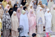 Tarawih Pertama, Bupati Talenrang : Ramadan Bulan Perbaikan Diri 