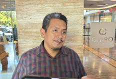 Azwar Rasmin Soroti Kebijakan Pemilahan Sampah, Fasilitas Dinilai Belum Siap
