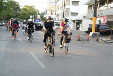 Appi Isi WFH Gowes Bereng SKPD Tinjau Jumat Bersih di Dua Kecamatan
