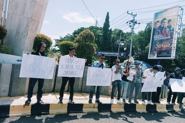 Puluhan Jurnalis Polisikan Akun Lambe Turah Bone