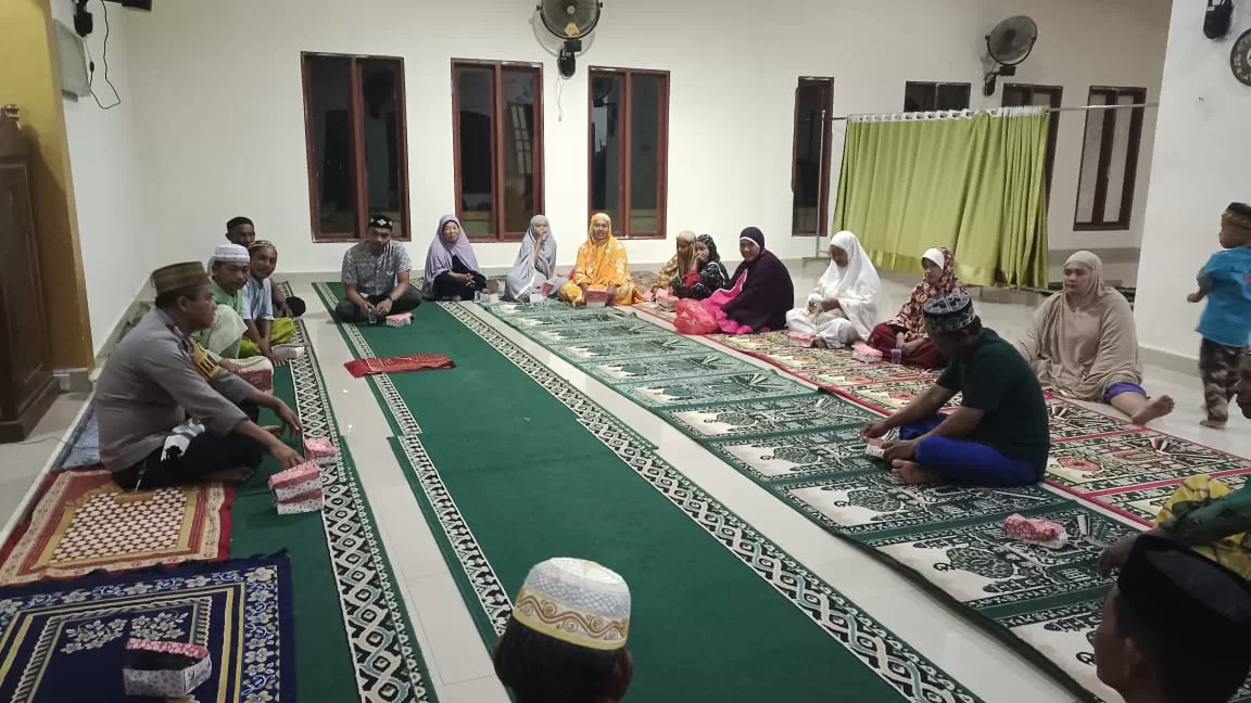 Warga Banteng Rasakan Manfaat Program Makmurkan Masjid Huadi Group