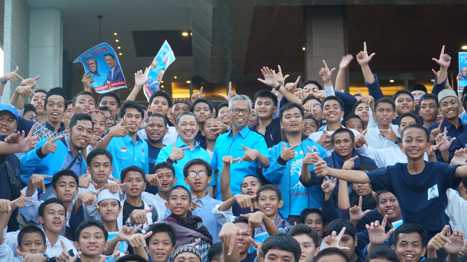 Resmi Gabung, Iqbal Djalil Hadiri Konsolidasi Partai Gelora Bersama Anis Matta