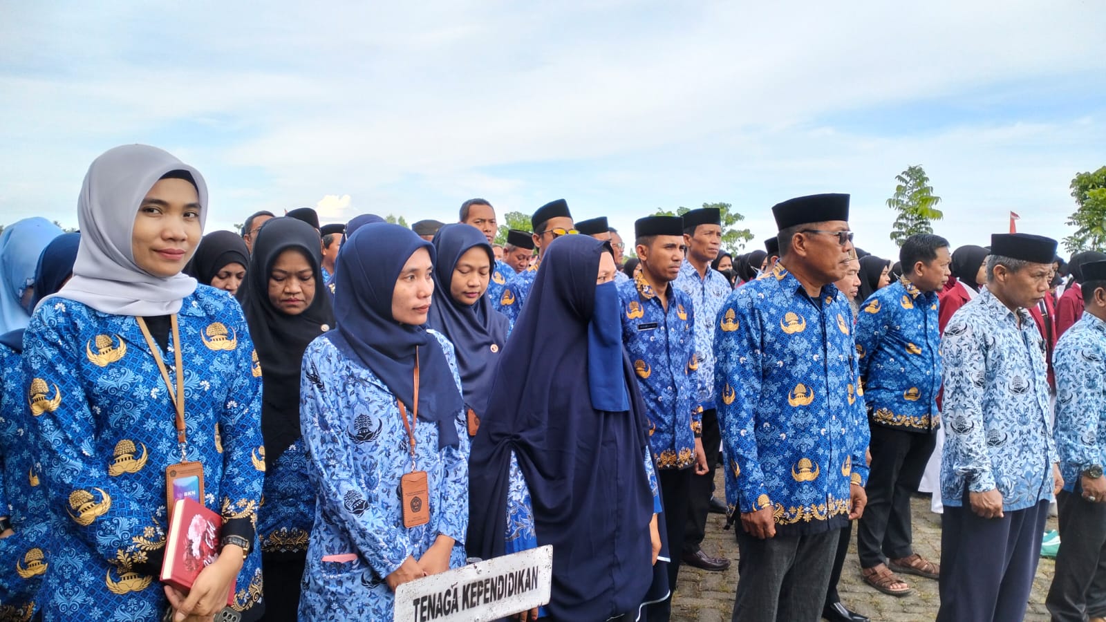 Politani Pangkep Peringati Hardiknas dan Dilanjutkan Halal Bihalal Idul Fitri