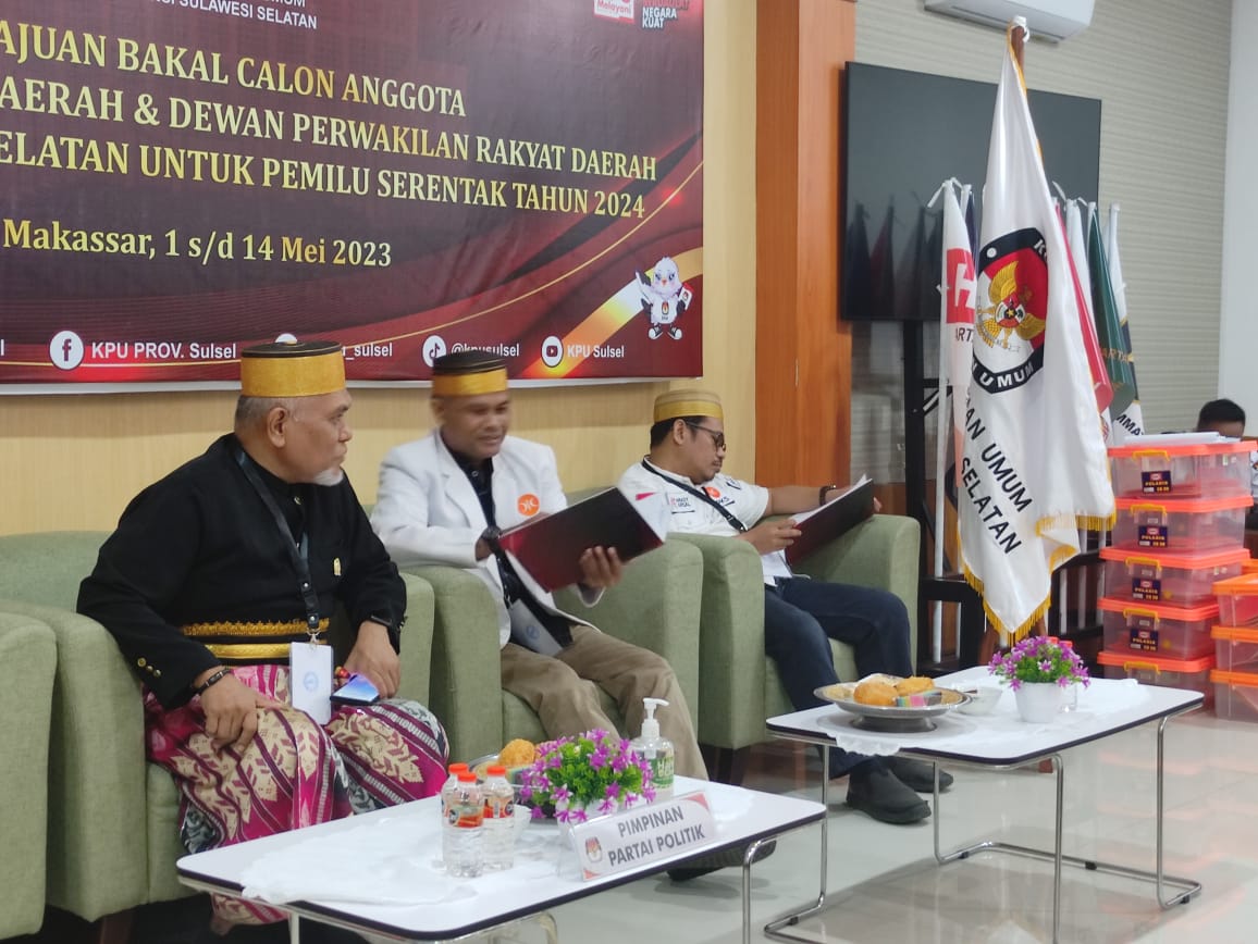 Berebut Kursi DPRD Sulsel, PKS Utus 25 Srikandi