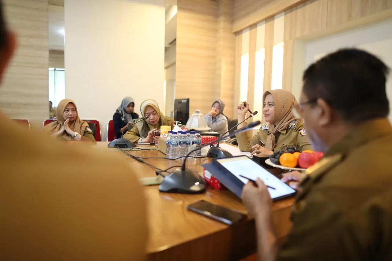 Fatmawati Rusdi Pimpin Rakor Pengentasan Kemiskinan Ekstrem di Makassar