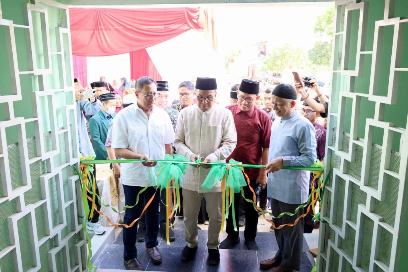 Resmikan Gedung Sekolah Tahfizhul Qur’an Darul Ulum Cendikia, Danny Pomanto: Implementasi Program Jagai 