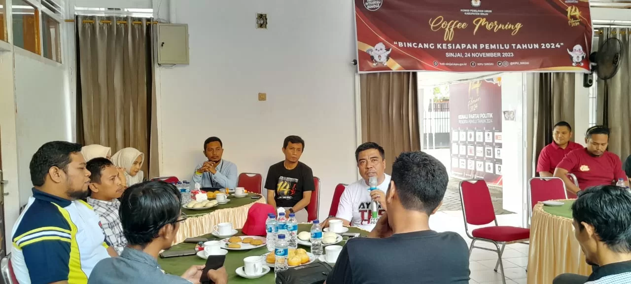 Coffe Morning KPU Sinjai Sekalian Perkenalan Dengan Awak Media