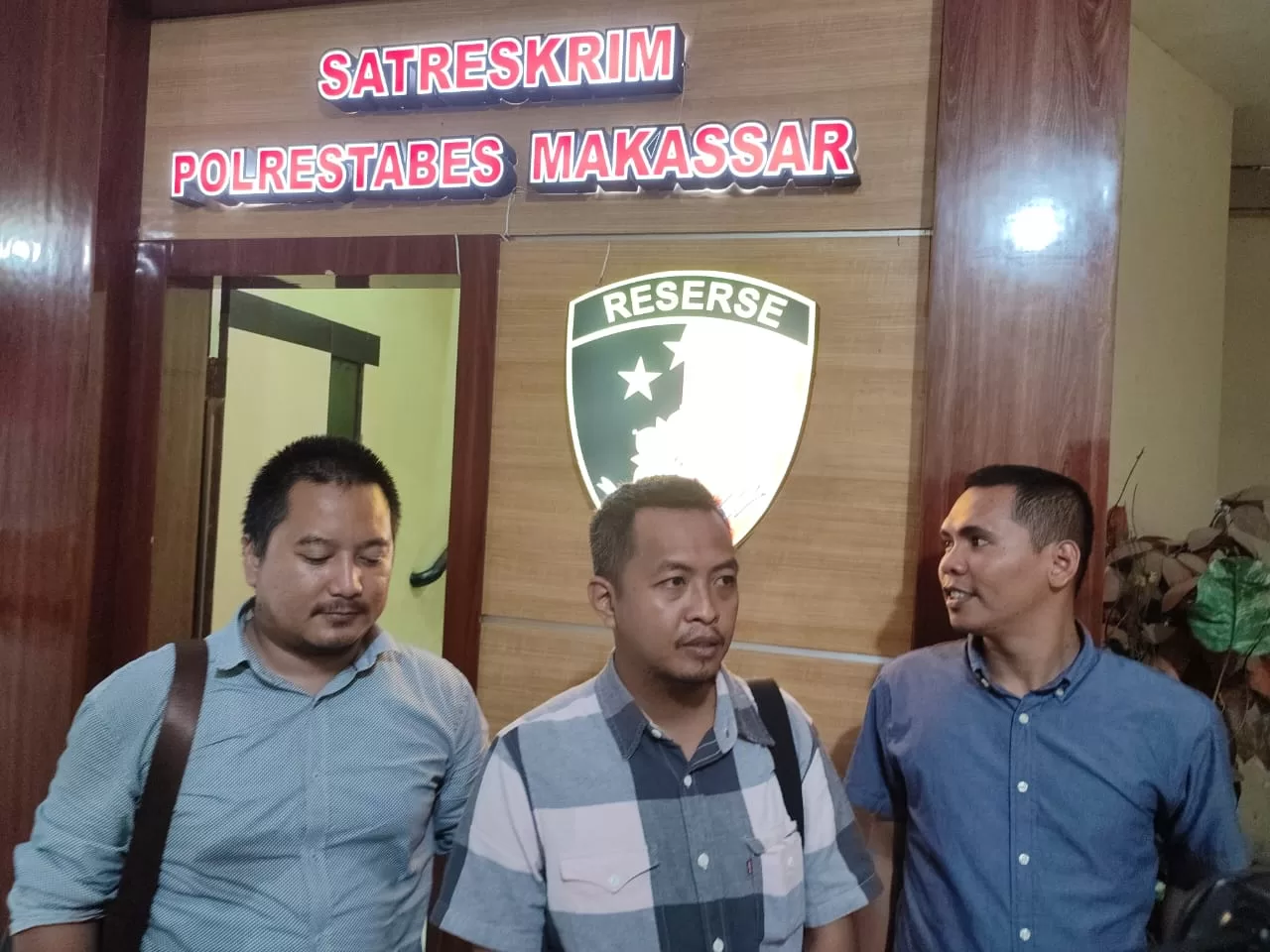 LBH Pers Makassar Dampingi Jurnalis Tolak Beri Keterangan