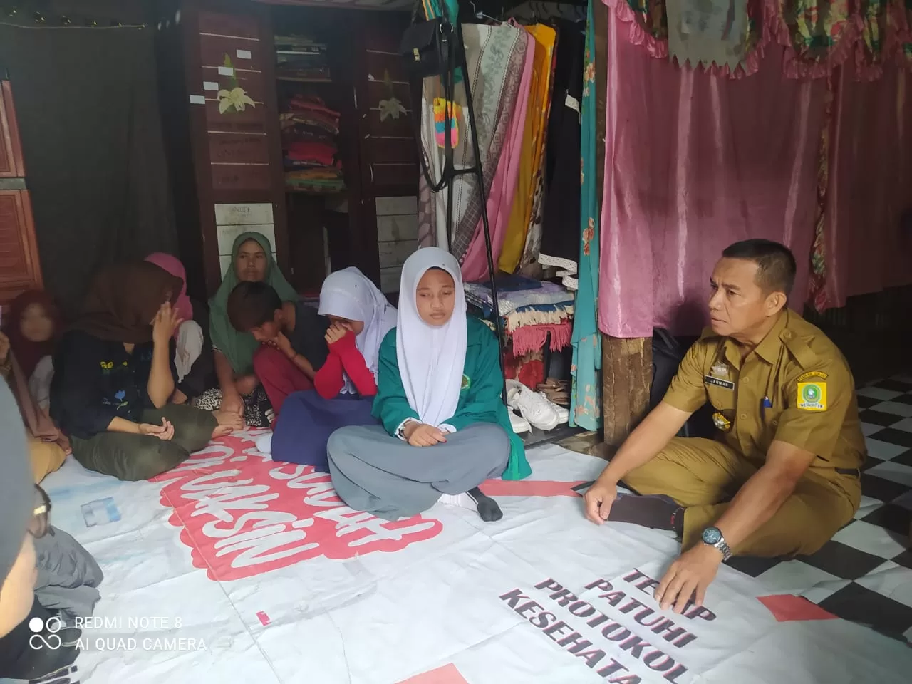 Tersentuh, Pj Bupati Sinjai Perintahkan Kadis P3AP2KB Datangi Kediaman Anak 5 Bersaudara di Desa Gunung Perak