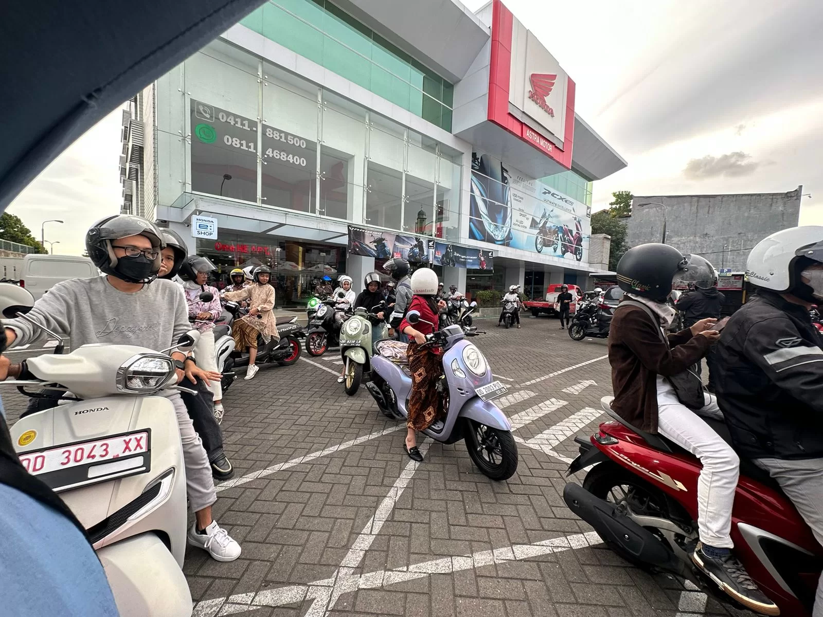 Peringati Hari Kartini, Astra Motor Sulawesi Selatan Selenggarakan Fashion Urban Style With Stylo 160