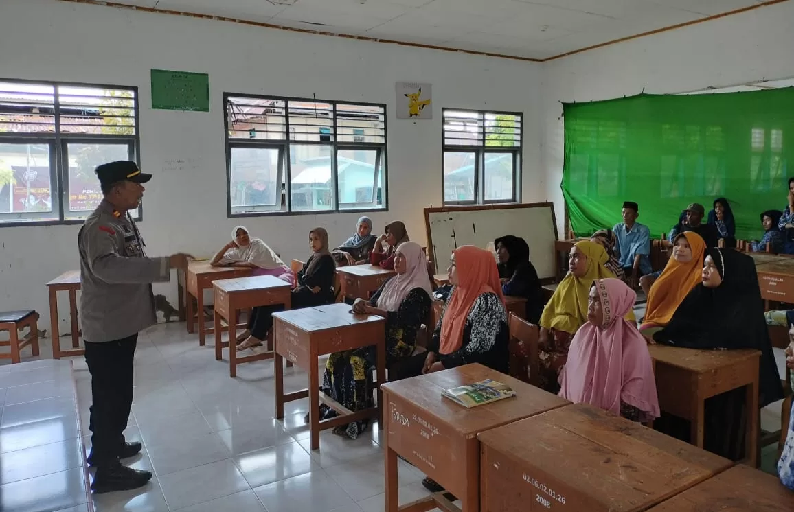 Orang Tua Siswa SMPN 31 Sinjai Terima Bantuan Beasiswa PIP