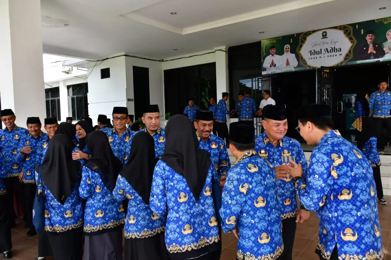 Pj Bupati Sinjai Pimpin Upacara HKN Dirangkaikan Acara Halal Bihalal