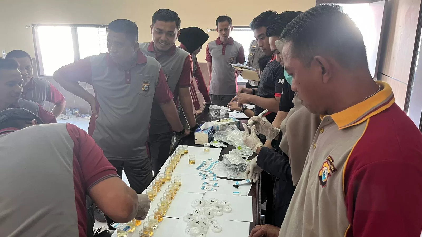 Usai Apel Pagi, Personel Polres Sinjai Tes Urine Mendadak, Ini Hasilnya