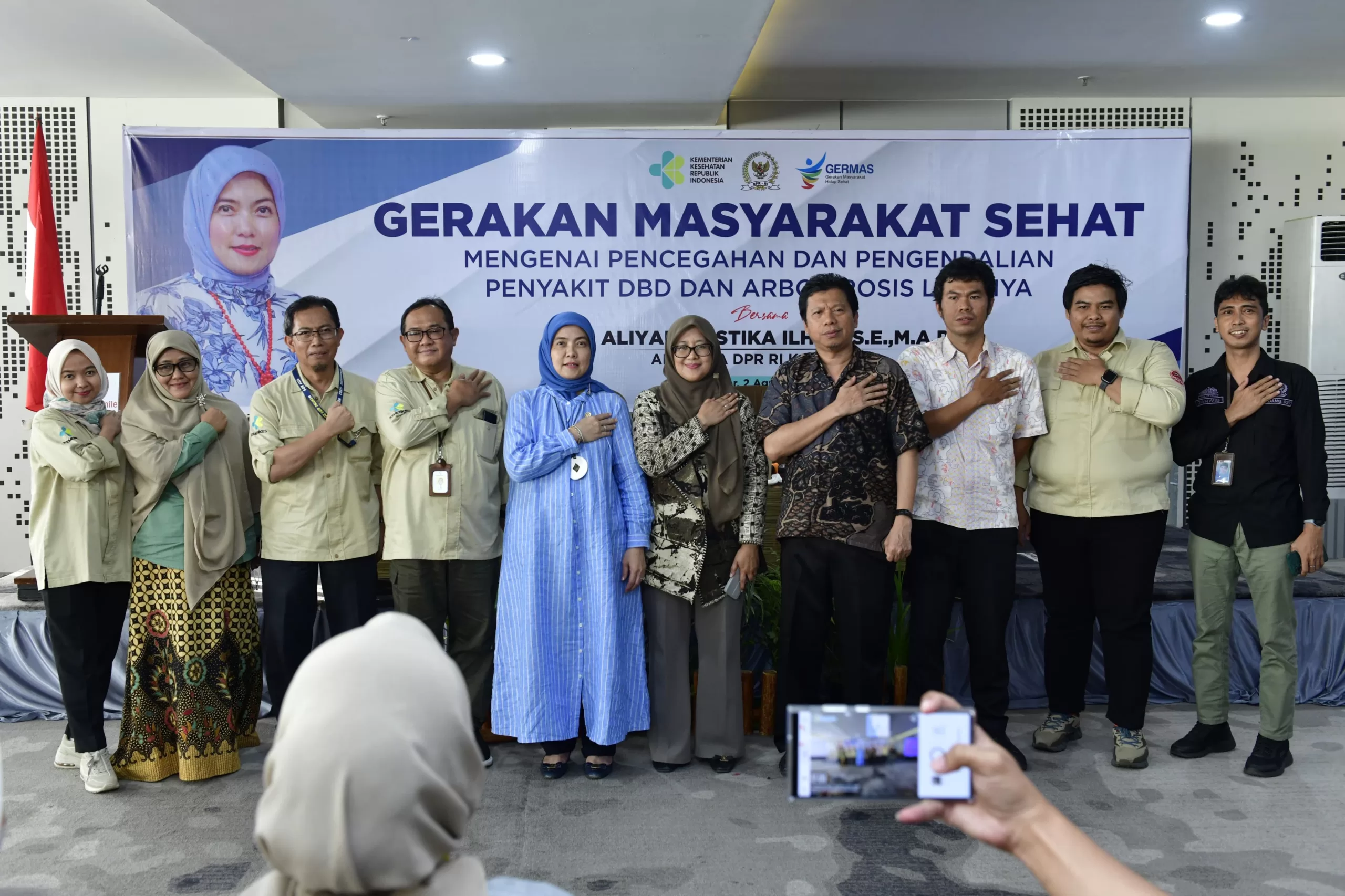 Aliyah Mustika Ilham dan Kemenkes Sosialisasi Gerakan 5M Kendalikan DBD di Makassar