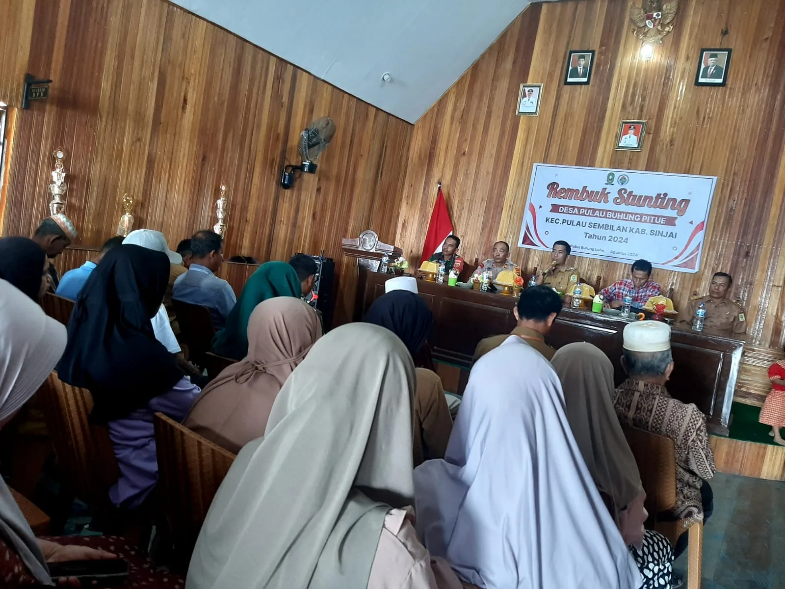 Rembuk dan Sosialisasi Pencegahan Stunting di Desa Buhung Pitue Pulau Sembilan