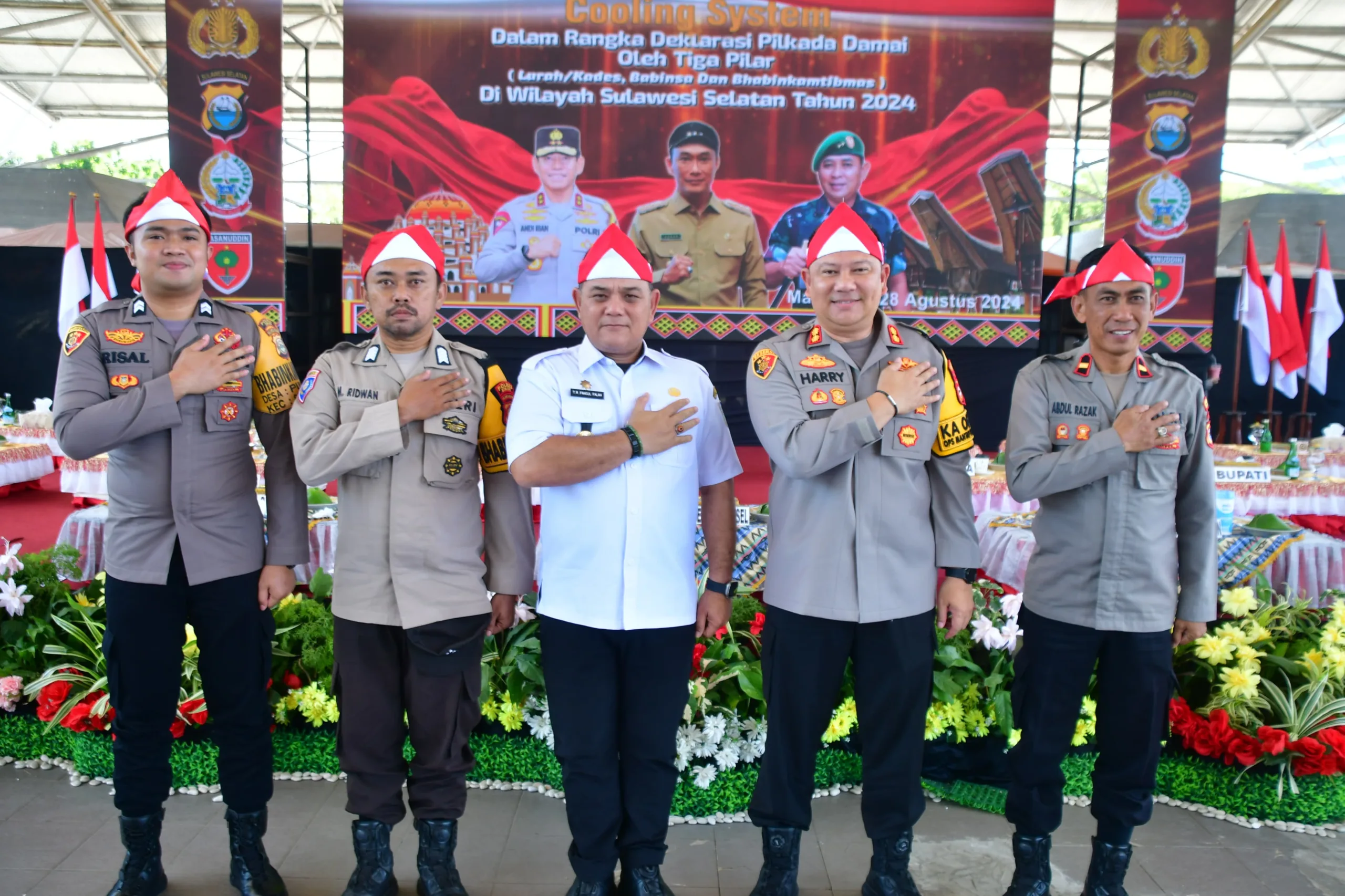 Bersama Kapolres Hadiri Deklarasi Pilkada Damai di Sulsel, Pj Bupati Sinjai Nyatakan Siap Berkolaborasi 3 Pila