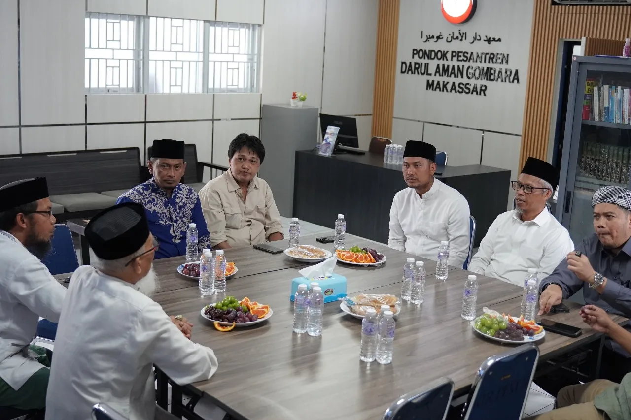 Ustaz Ije Dukung Seto-Kiki di Pilkada Makassar