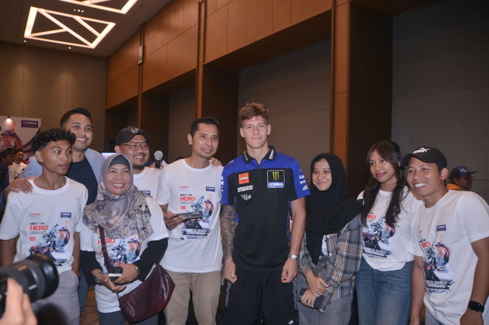 Fabio Quartararo Jumpa Fans dan Keliling Kota Mataram Naik Yamaha XMAX