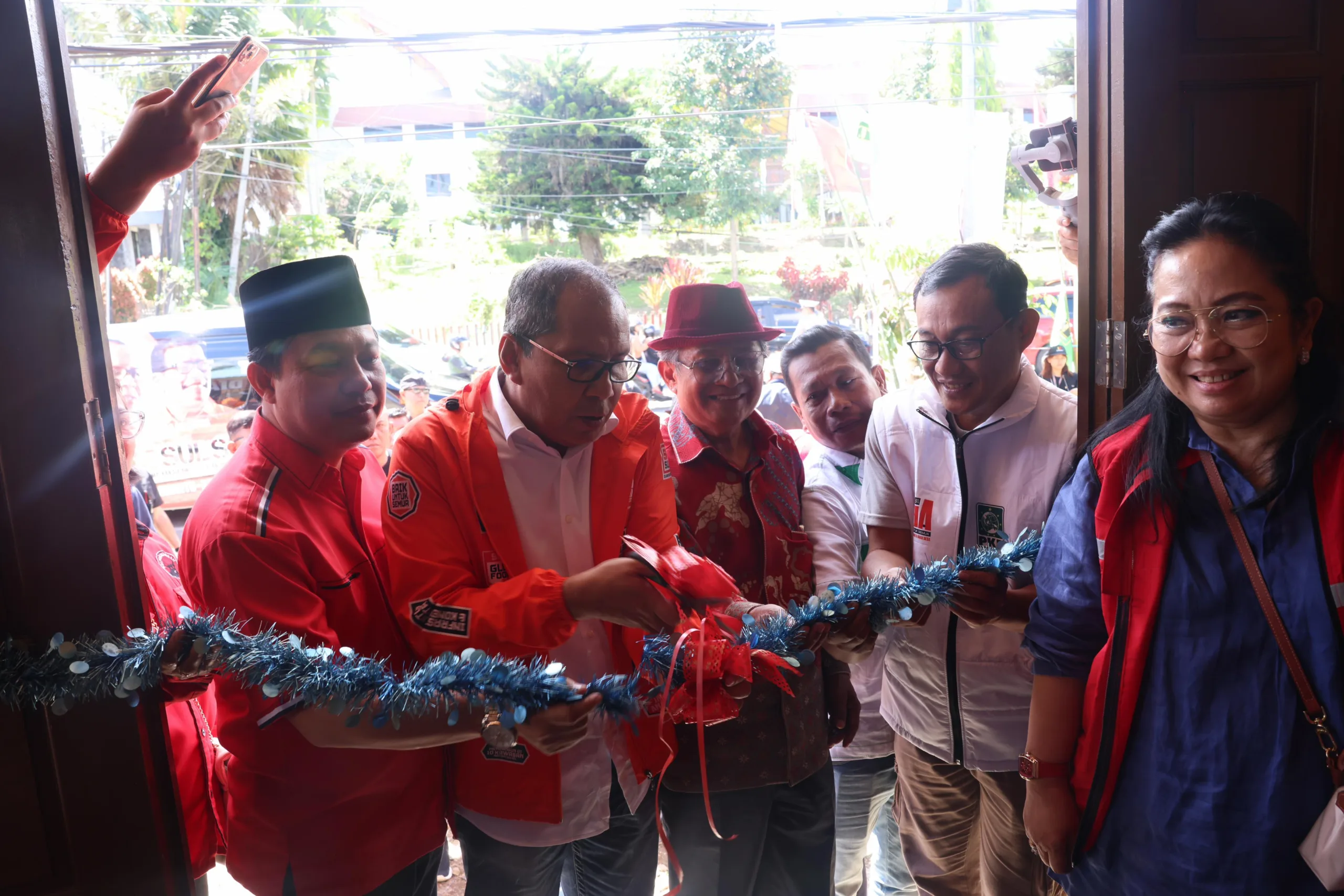 Resmikan Menara DIA, Bukti Masyarakat Tana Toraja Cinta dan Siap Menangkan Danny-Azhar