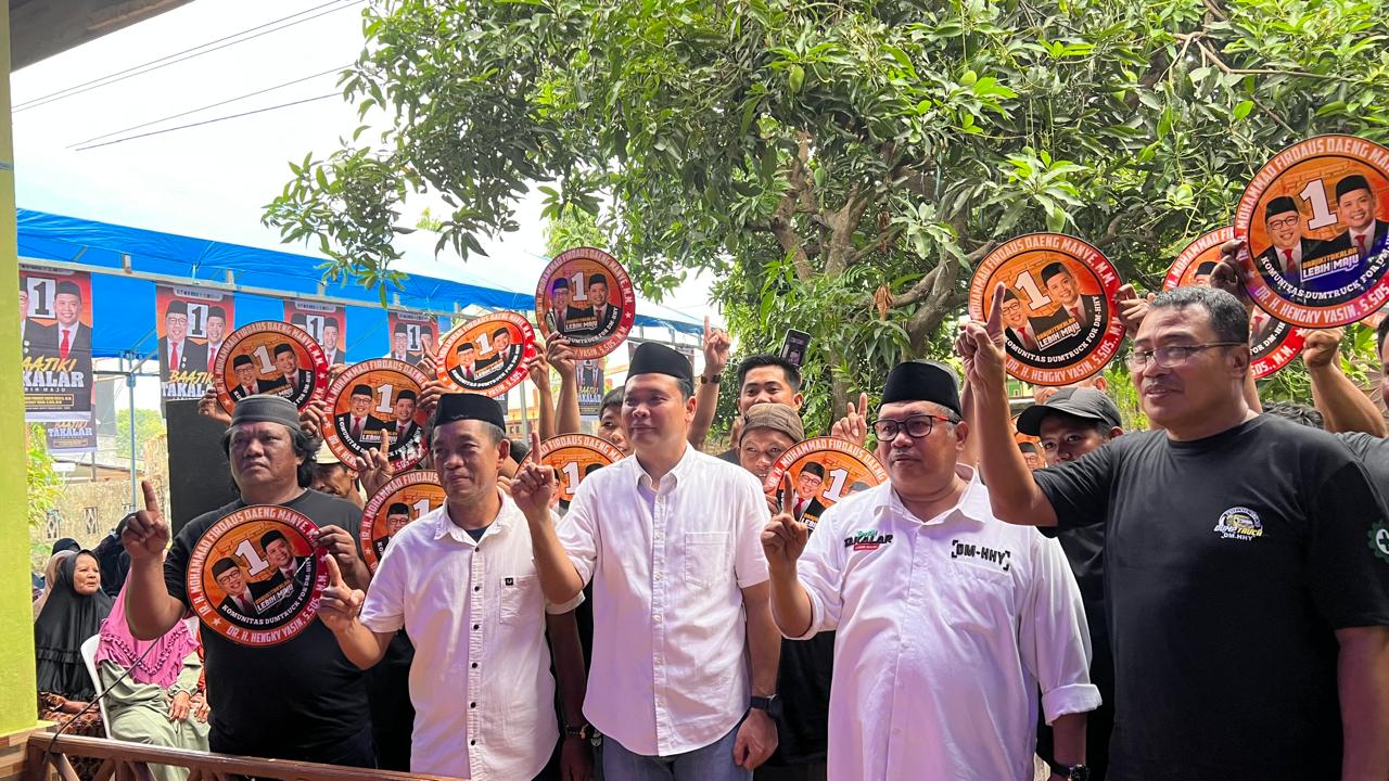 Ratusan Sopir Dump Truck di Takalar Bersatu Dukung Daeng Manye-Hengky Yasin