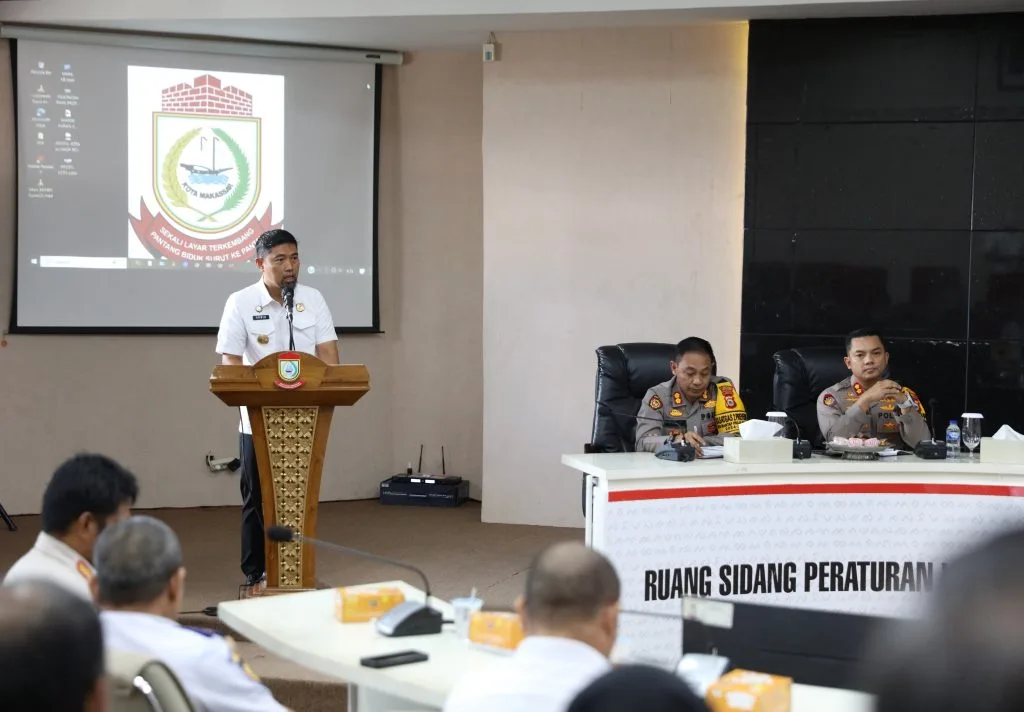 Pemkot Makassar Tangani Masalah Sosial di Simpang Lima Bandara