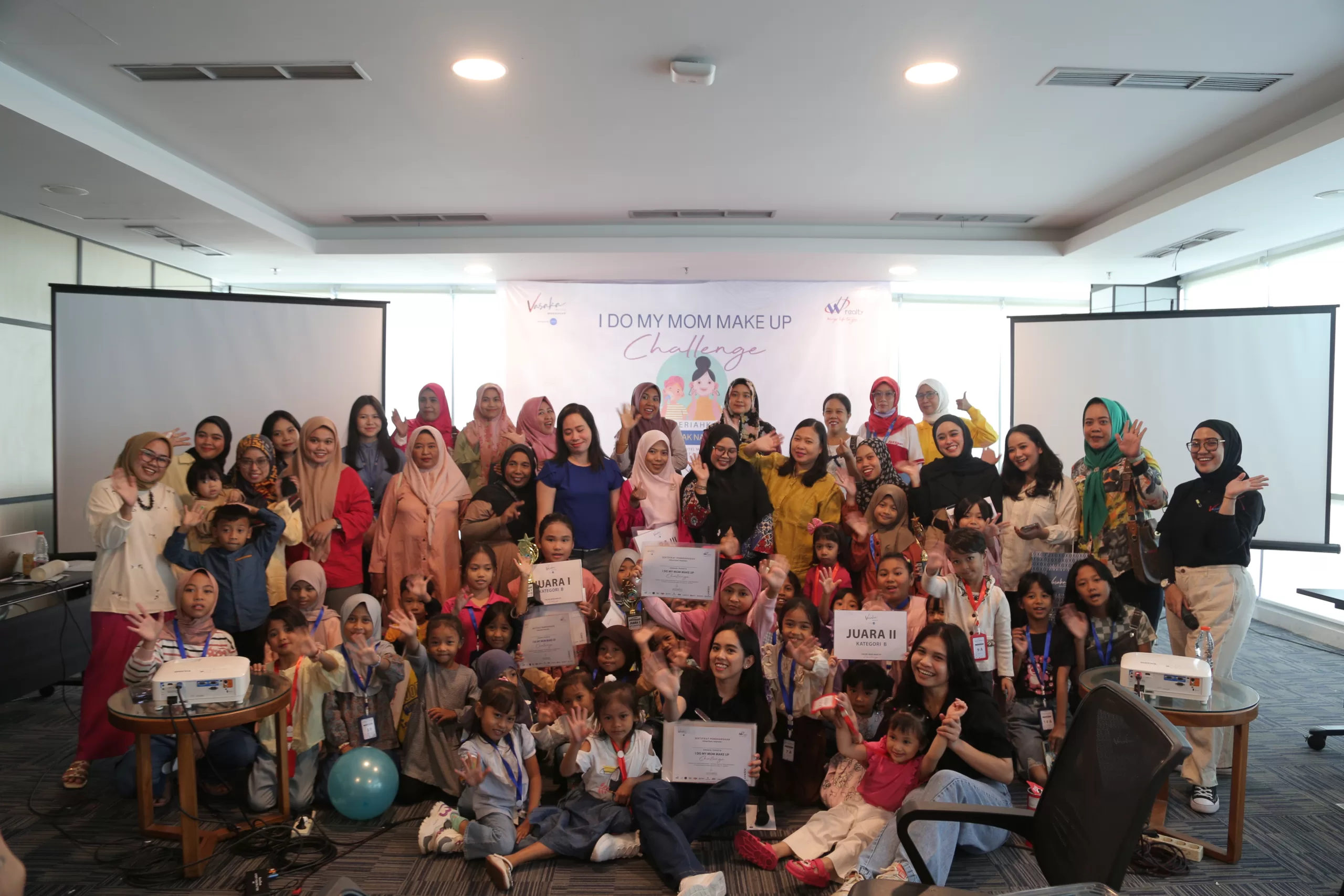 Merayakan Hari Anak Nasional Dengan “ I Do My Mom Makeup Challenge ” Di Vasaka Hotel MakassaR