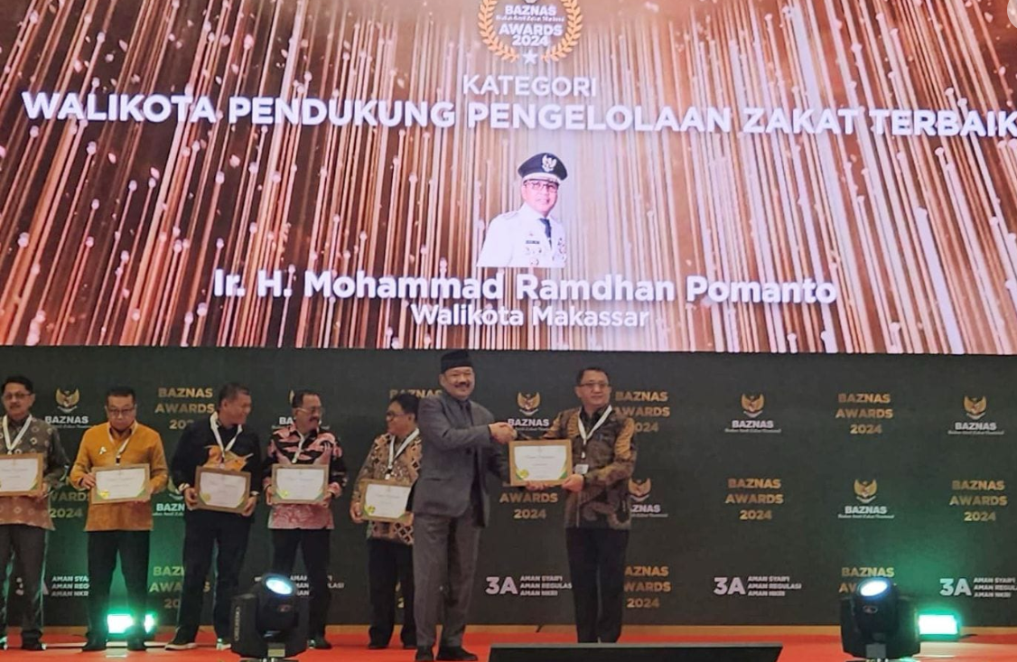 Support Pengelolaan Zakat Terbaik, Danny Enam Kali Raih Penghargaan Baznas Award