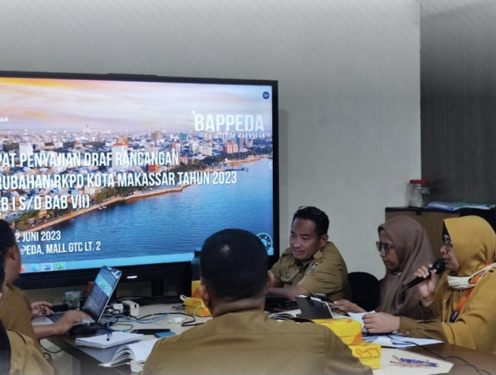 Bappeda Makassar Gelar Rapat Penyajian Draft Rancangan Perubahan RKPD Kota Makassar Tahun 2023