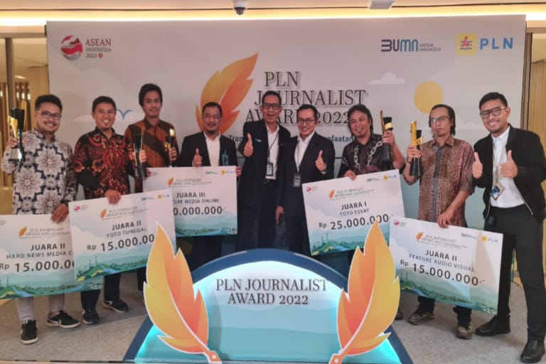 4 Karya Jurnalistik Rekan Pers PLN UID Sulselrabar Sabet Penghargaan Bergengsi PLN Journalist Award 2022