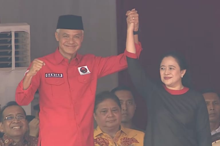 Peringatan Bulan Bung Karno di GBK, Ganjar: Terima Kasih Puan Maharani, Kita Akan Mengulang Kemenangan di 2024