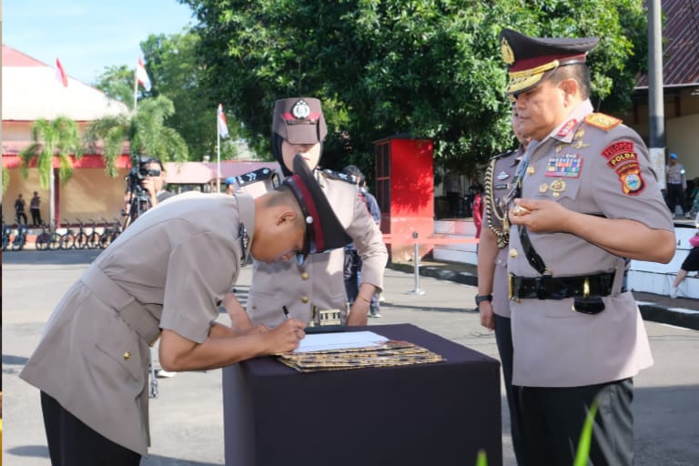 Lantik 286 Bintara Baru, Kapolda Sulsel: Jadilah Teladan Bagi Masyarakat