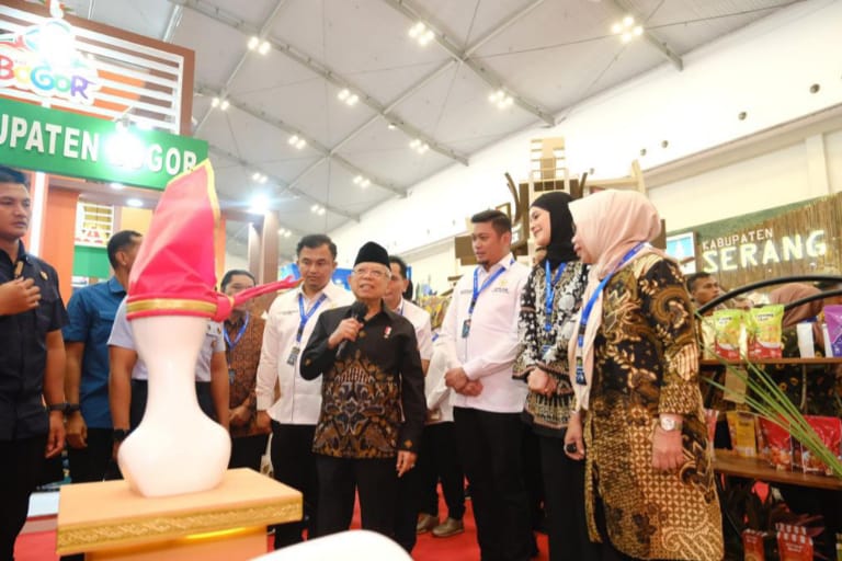 Gowa Hadirkan Miniatur Patonro di Apkasi Otonomi Expo 2023, Wapres Sempatkan Berkunjung