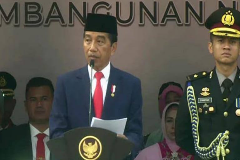 Hari Bhakti Adhyaksa ke-63, Jokowi Singgung Jaksa Penitip Proyek hingga Barang Impor