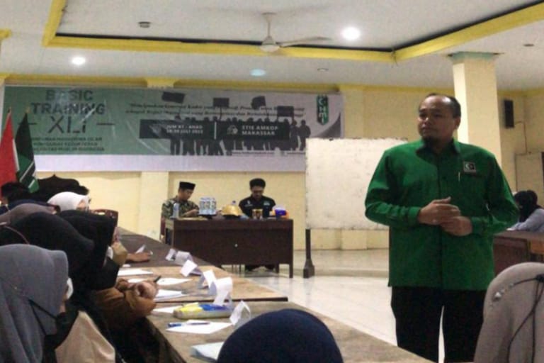 Jadi Narasumber di Bastra Kedokteran UMI, Dr Nasrudin: Saya Bersyukur Masuk HMI